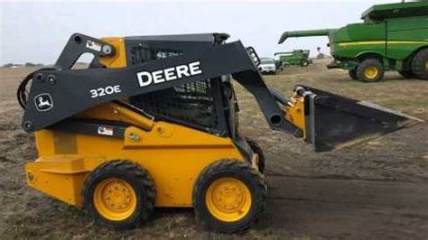 john deere 320e skid steer oil capacity|ritchie specs john deere 320e.